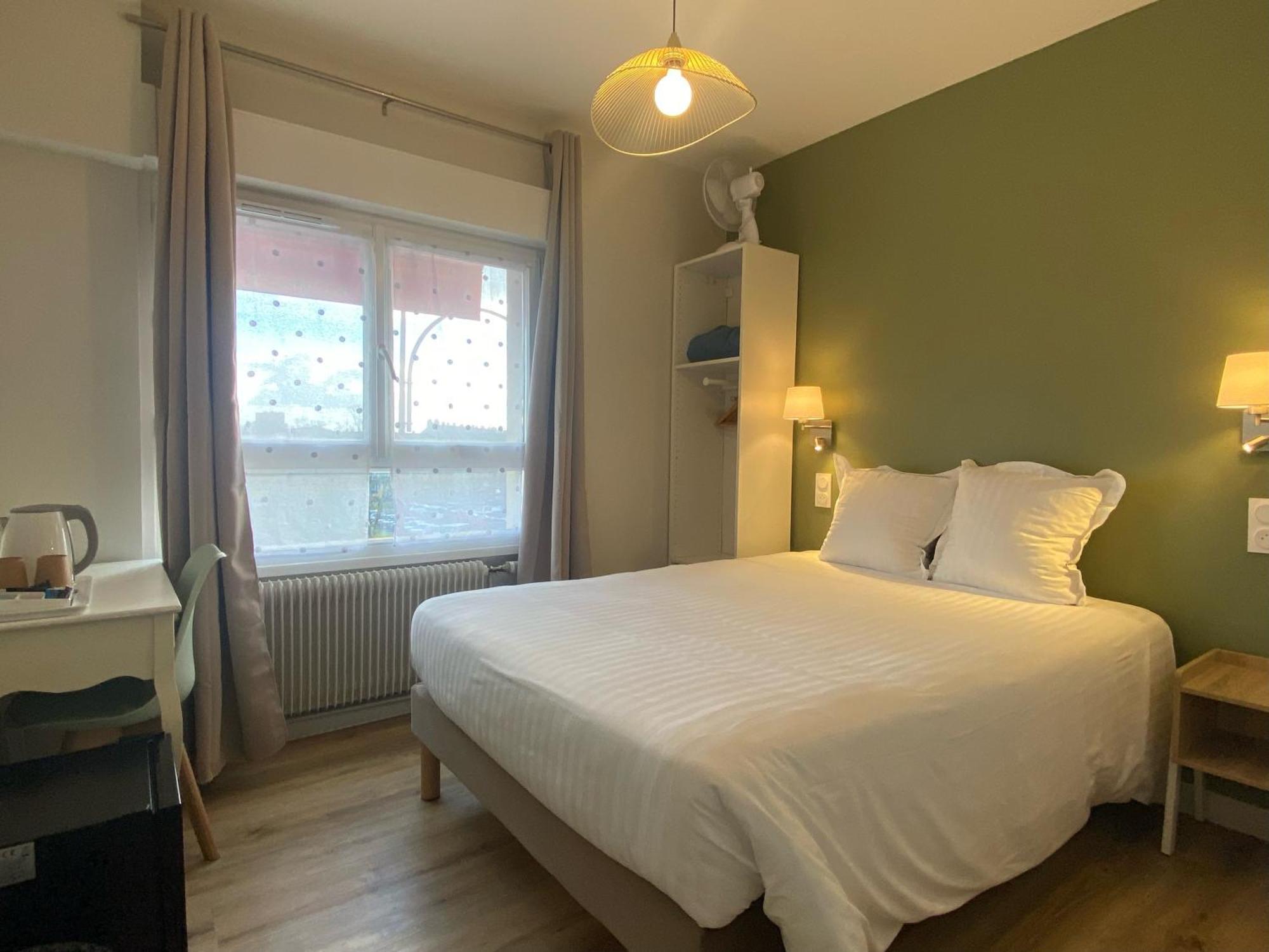Hotel De Bretagne Fougeres Luaran gambar