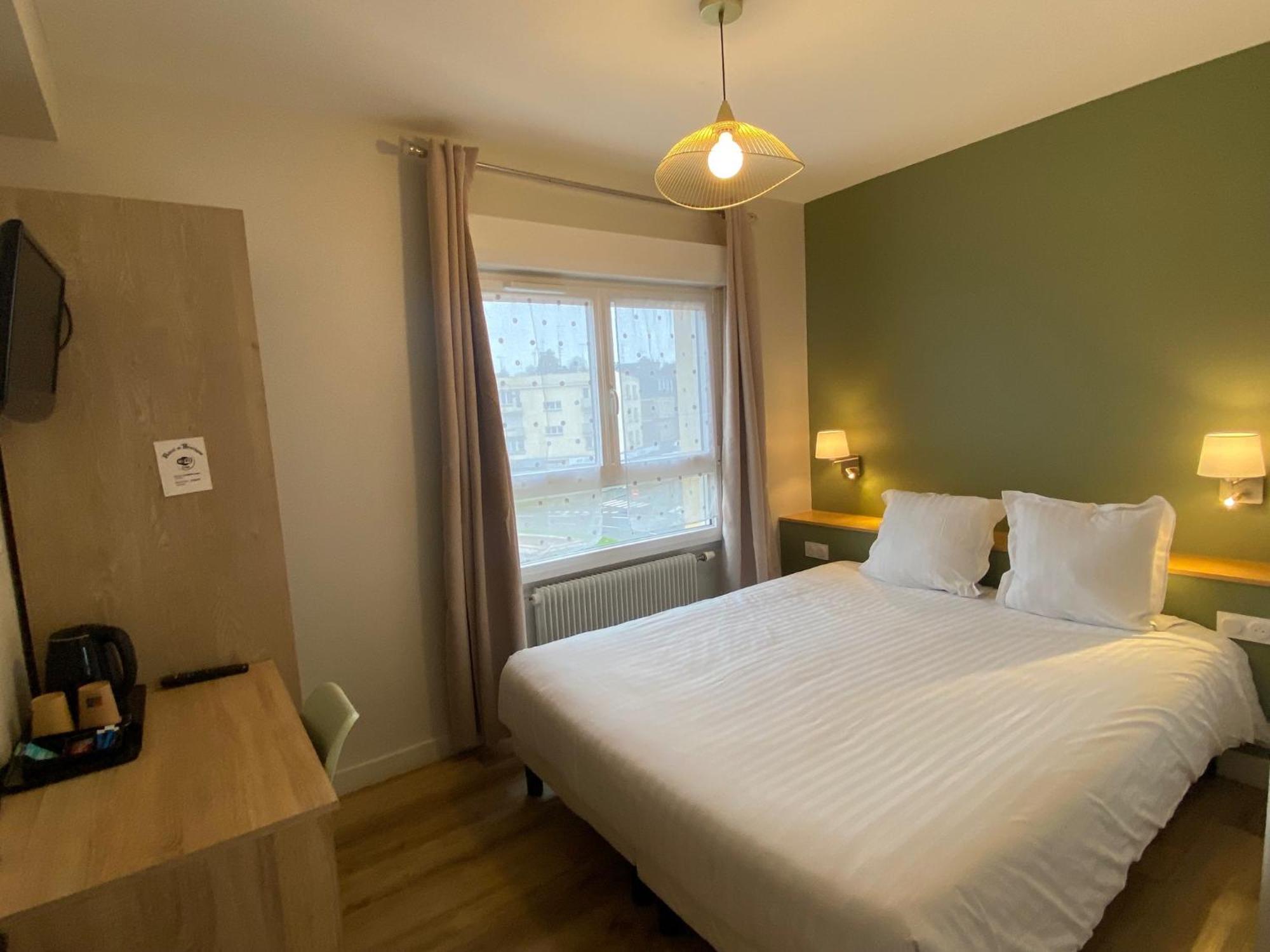 Hotel De Bretagne Fougeres Luaran gambar