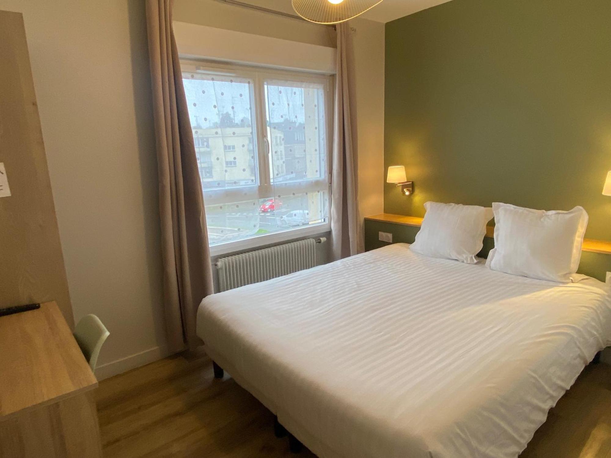 Hotel De Bretagne Fougeres Luaran gambar