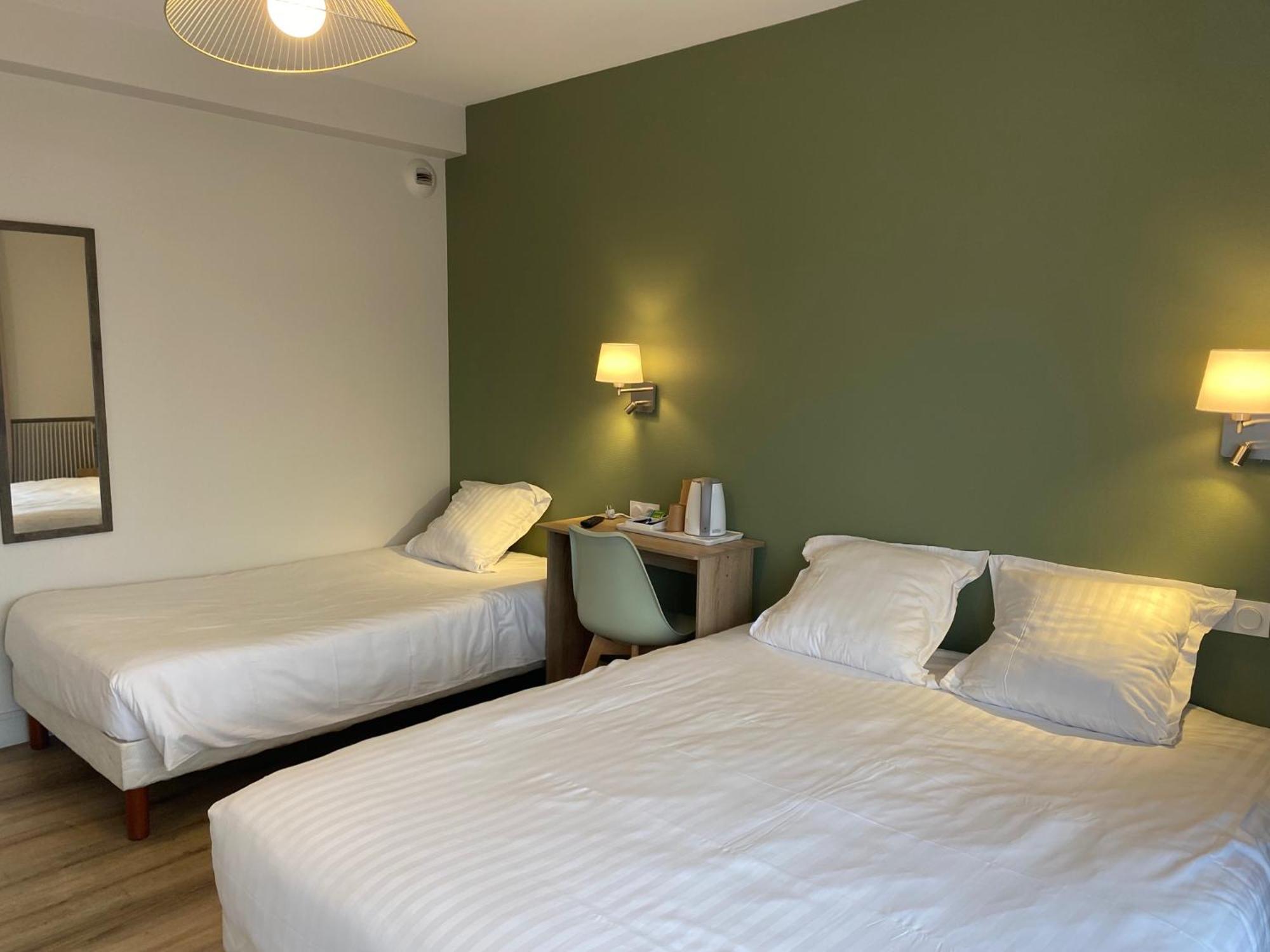 Hotel De Bretagne Fougeres Luaran gambar
