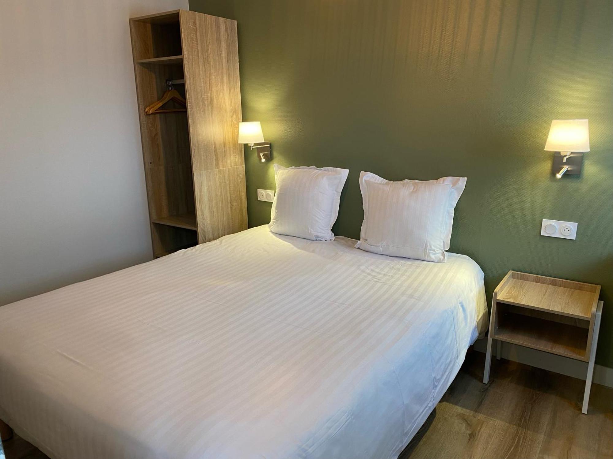 Hotel De Bretagne Fougeres Luaran gambar