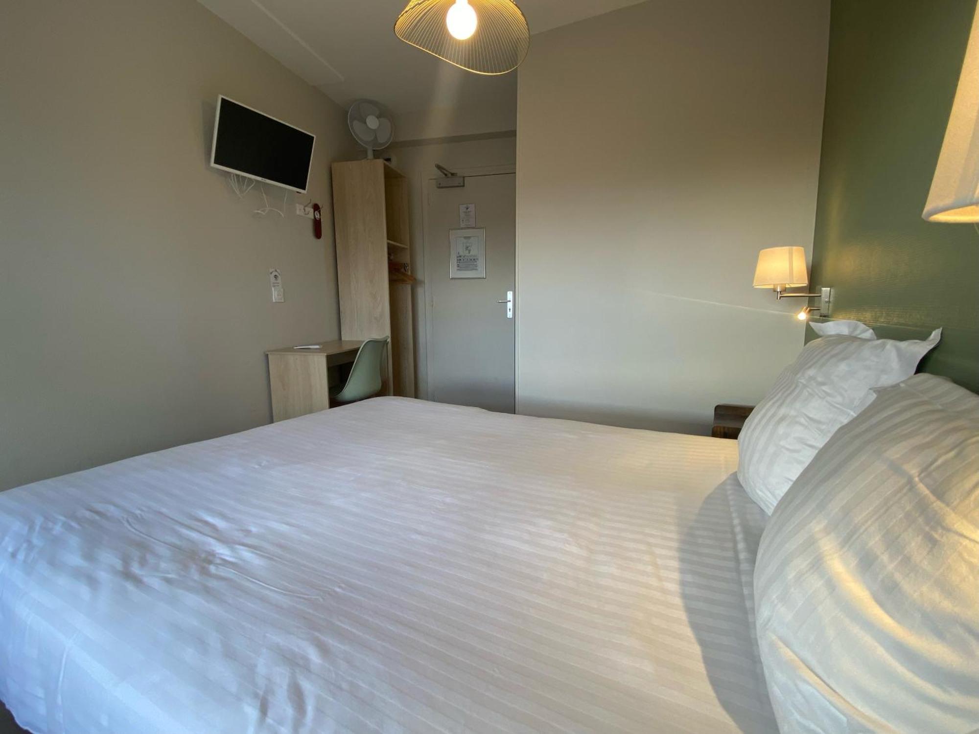 Hotel De Bretagne Fougeres Luaran gambar